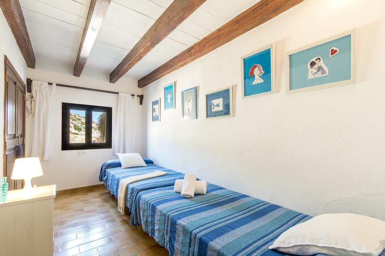 Blue Fisherman House 2 By Homevillas360 Hébergement de vacances